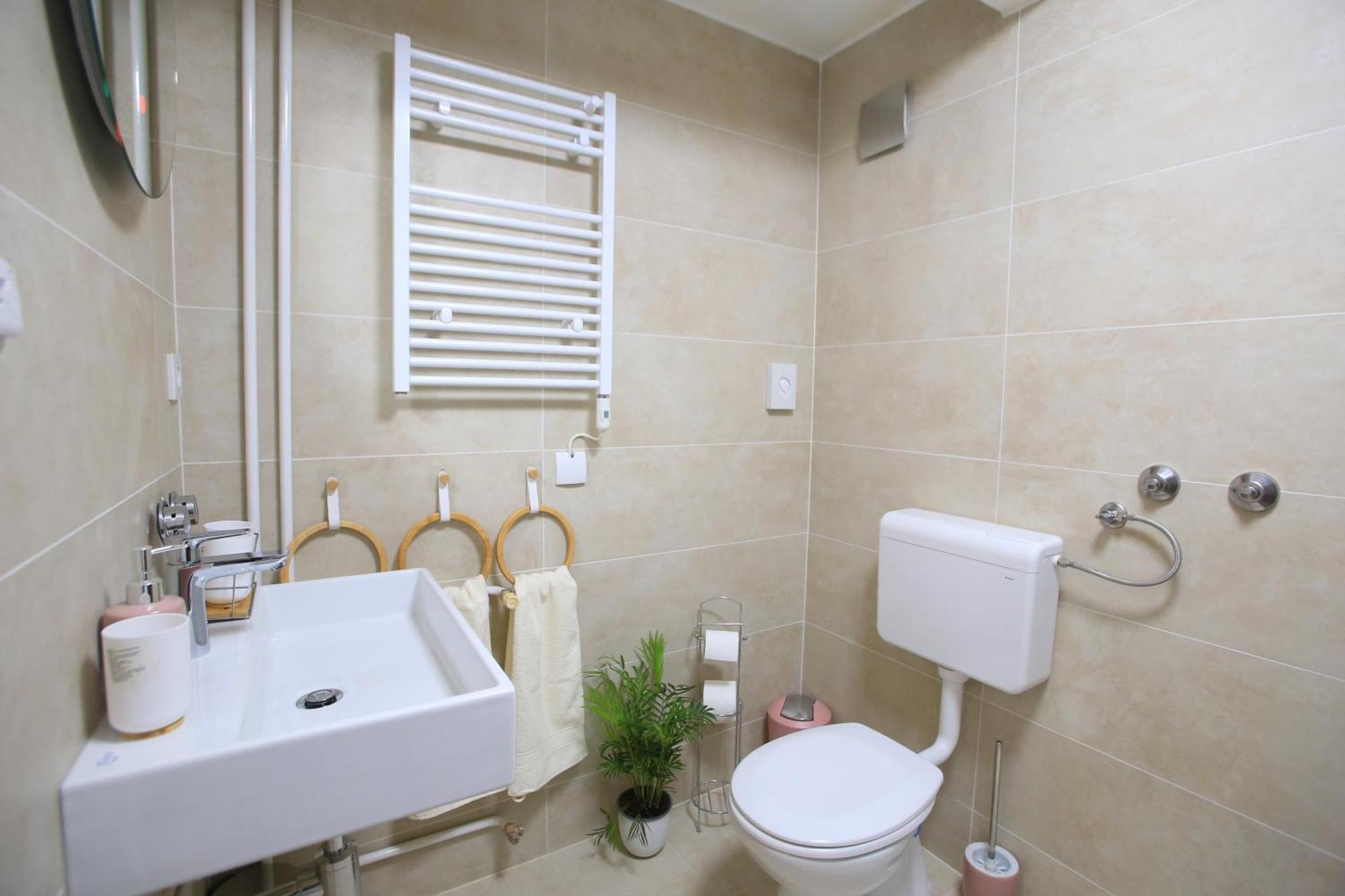 Bamboo Oasis Apartment With Terrace In The Garden And Free Parking, Rijeka Exterior photo